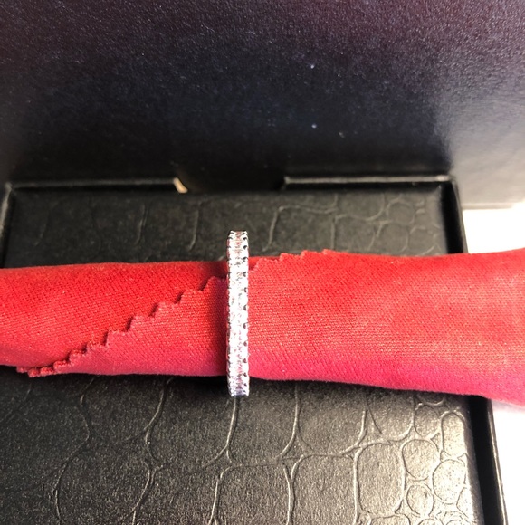 Flash sale 🌺Sterling silver eternity band stamped 925. Stones are CZ - Picture 5 of 6